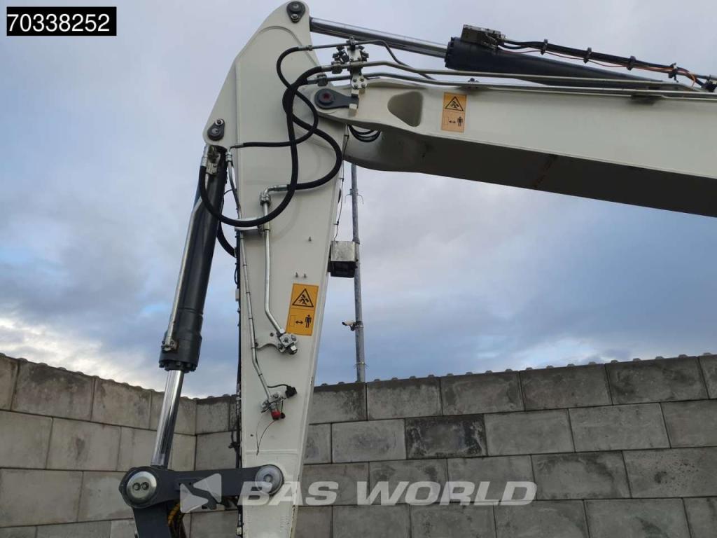 Liebherr R930 LC Photo 12
