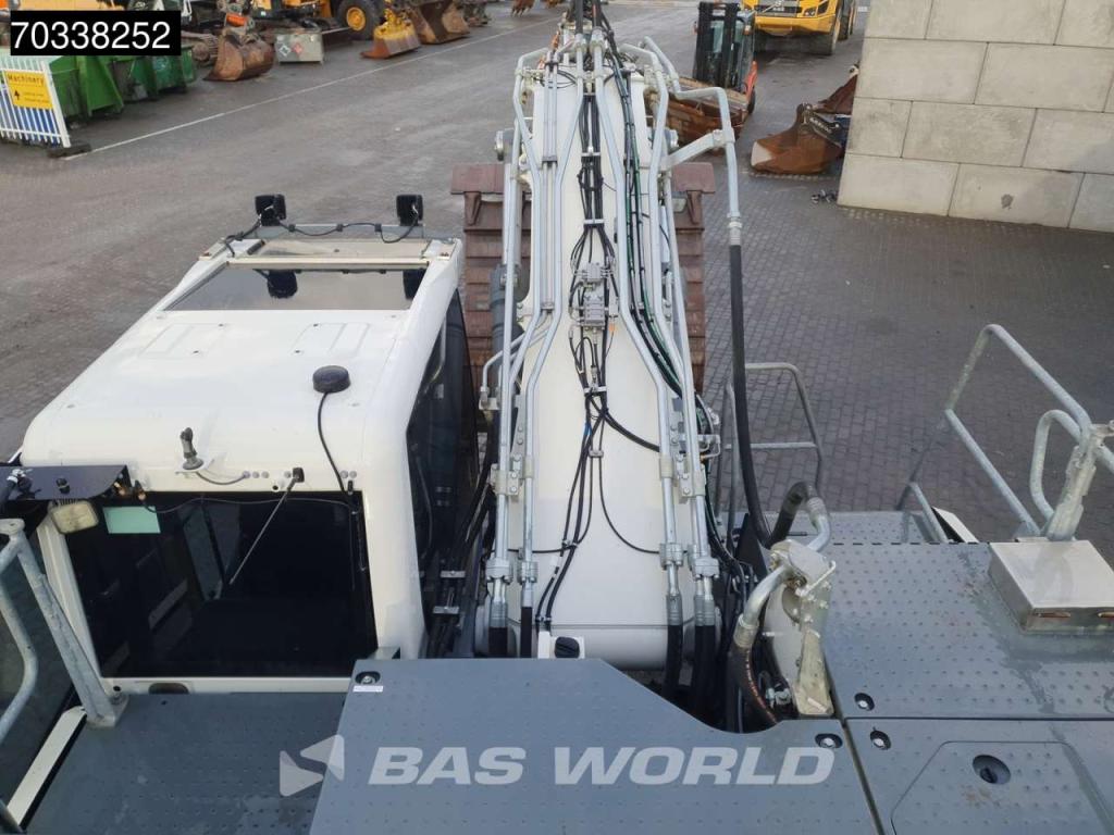 Liebherr R930 LC Photo 30