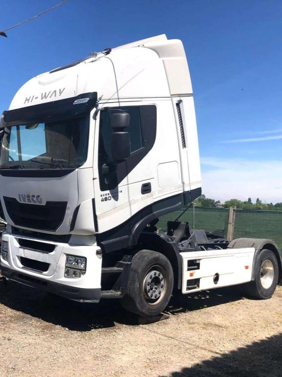 Iveco STRALIS Photo 2