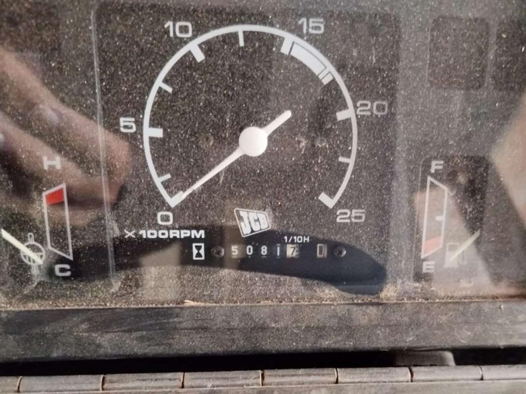 JCB 3CX Photo 10