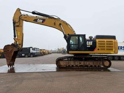Caterpillar 352F en vente par Big Machinery