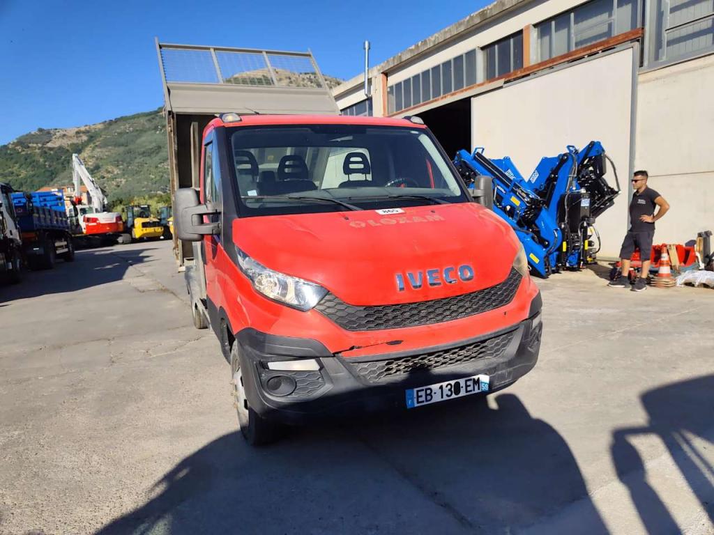 Iveco DAILY 35-130 Photo 11