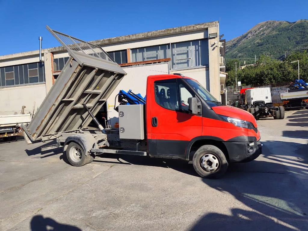 Iveco DAILY 35-130 Photo 12