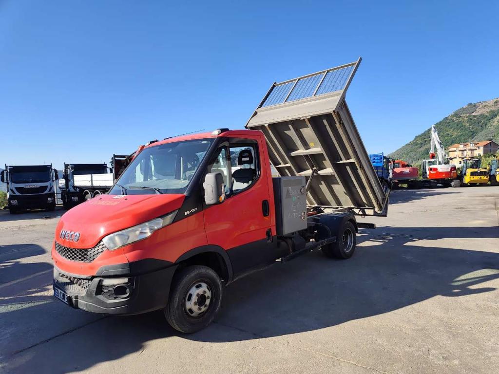 Iveco DAILY 35-130 Photo 4