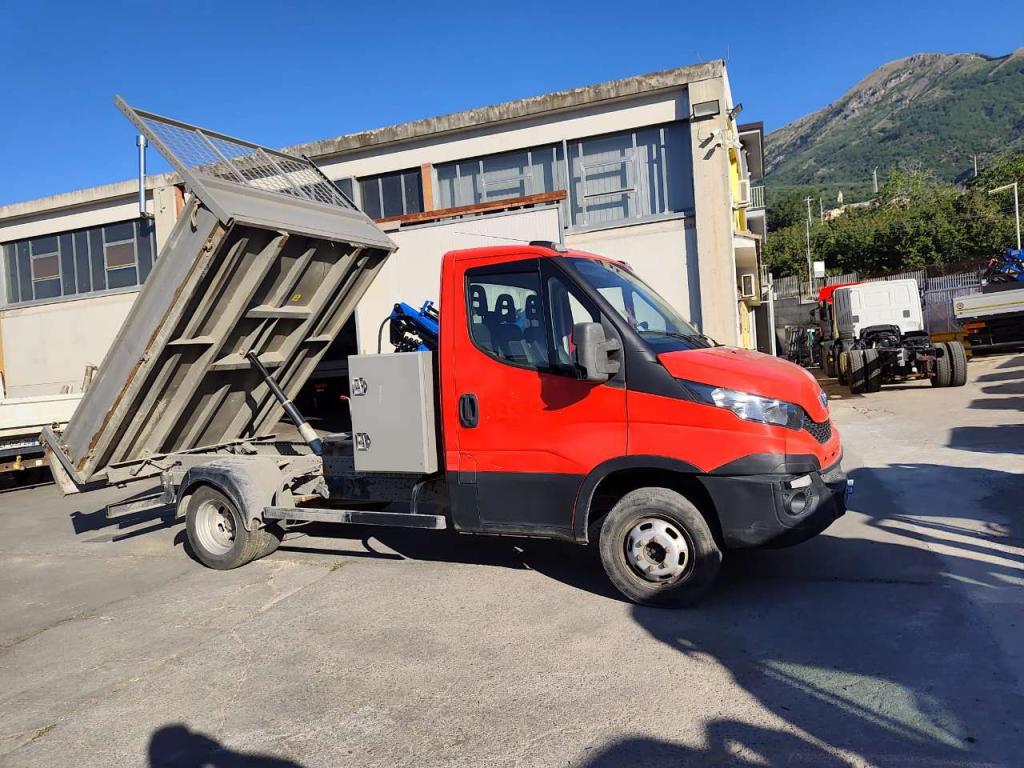 Iveco DAILY 35-130 Photo 8