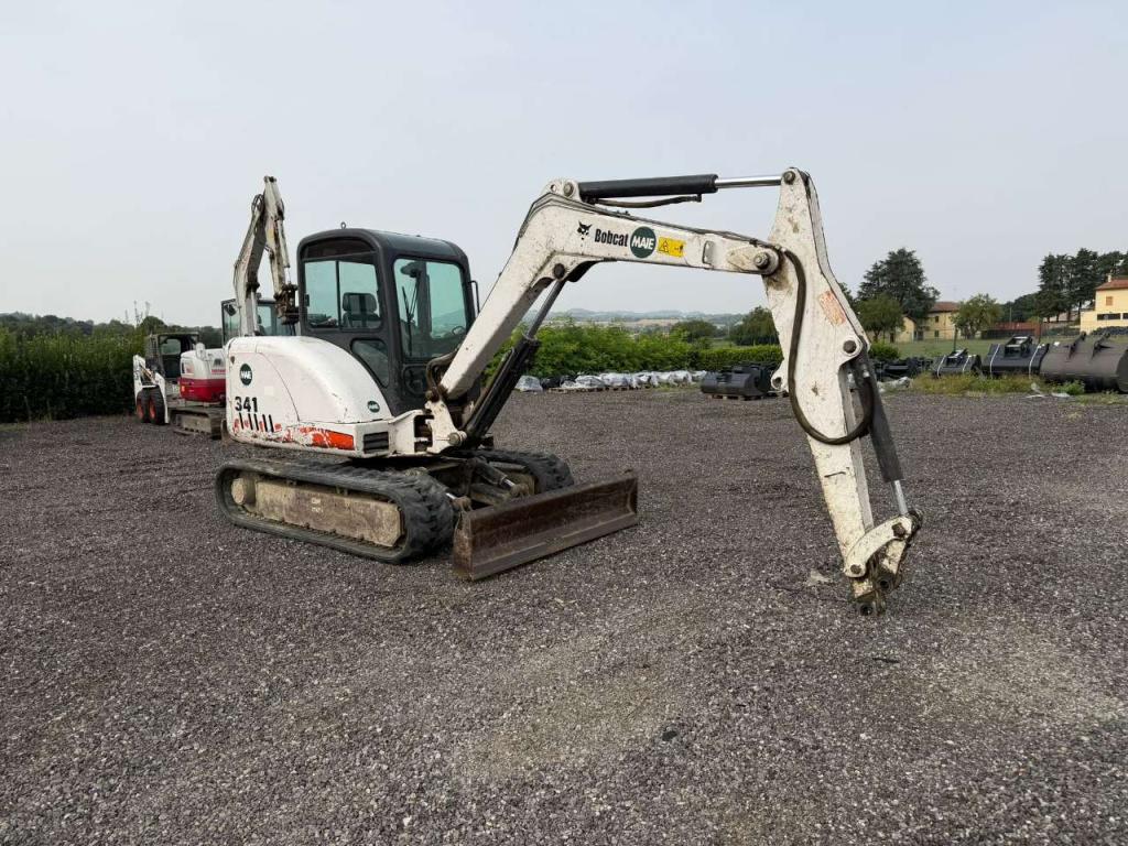 Bobcat 341 Photo 1