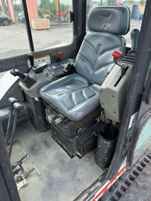 Bobcat 341 Photo 3