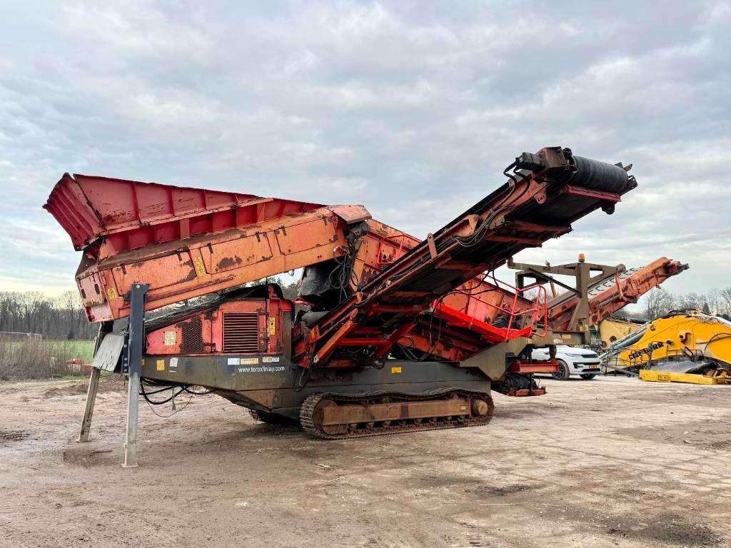 Terex Finlay 883 - Deutz Engine / 2 Side Conveyor Photo 1