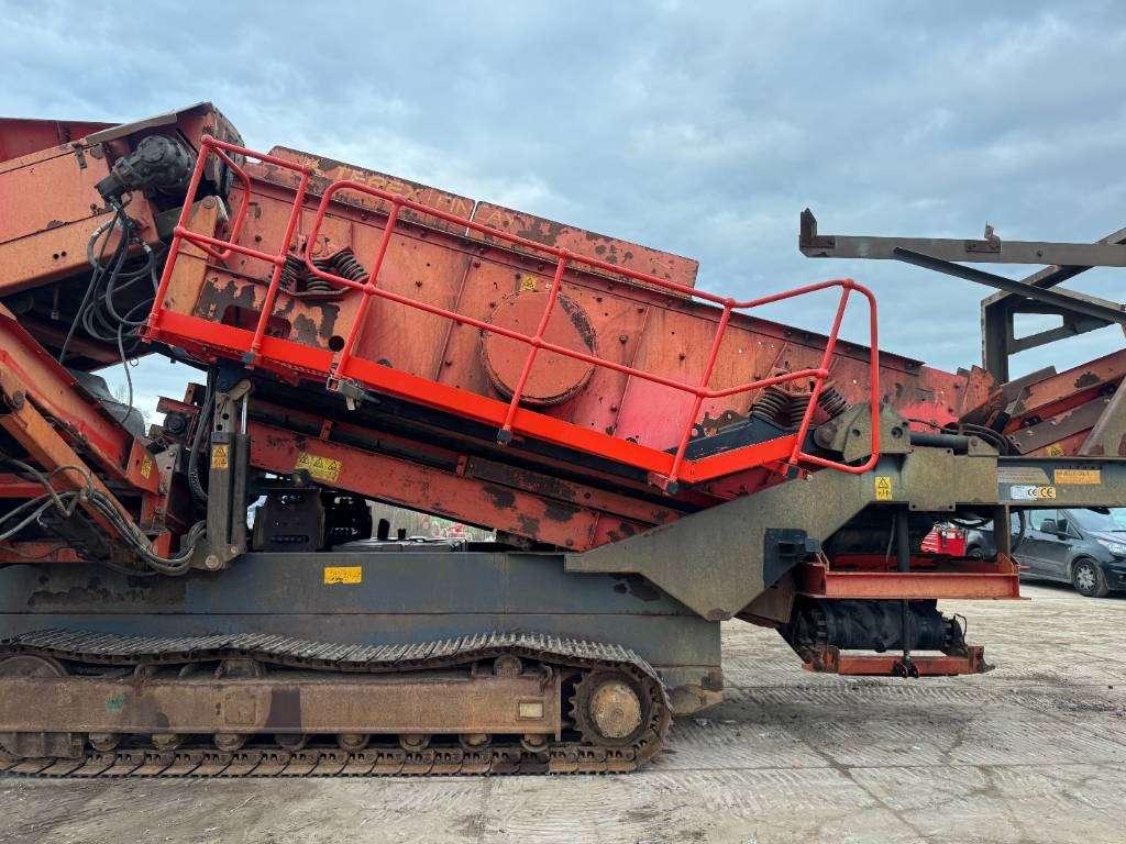 Terex Finlay 883 - Deutz Engine / 2 Side Conveyor Photo 28