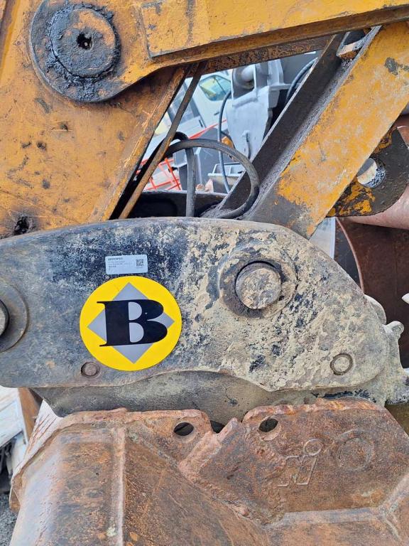 UNI80 for 20-25 ton excavators Attache rapide hydraulique Photo 1