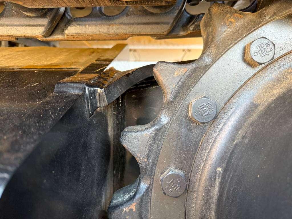 Caterpillar 320D3GC - New / Unused / Hammer Lines Photo 19