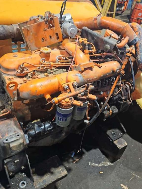 Fiat Moteur à combustion pour Fiat Hitachi ex215 Photo 1