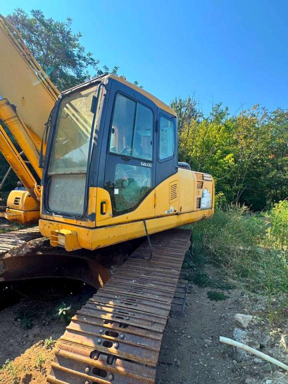 Komatsu PC210NLC-7K Photo 1
