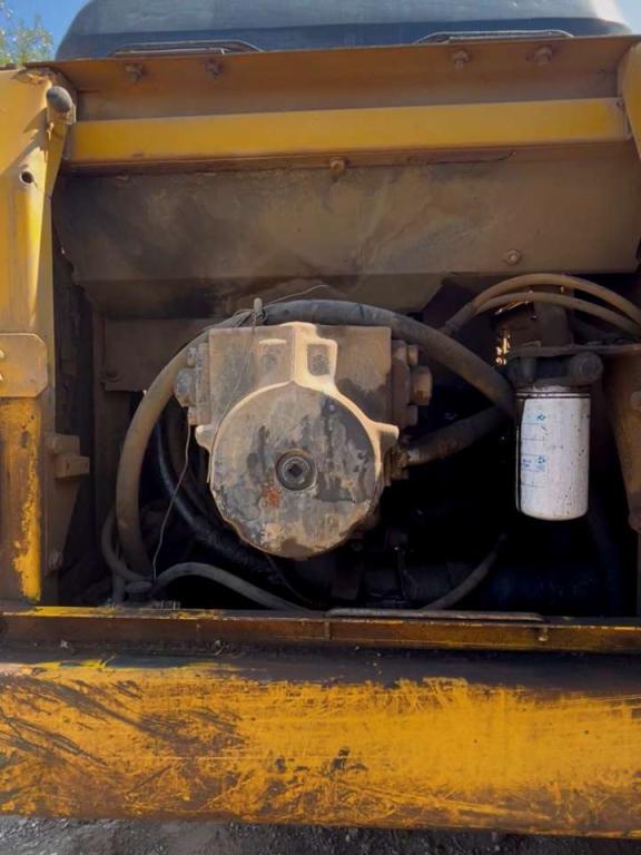 Komatsu PC210NLC-7K Photo 5