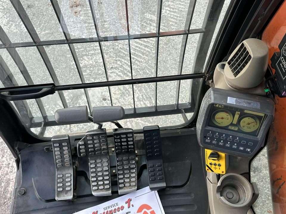 Hitachi ZX350LCN-3 HSD Photo 17