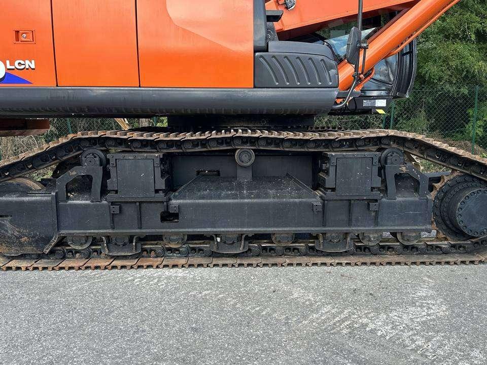 Hitachi ZX350LCN-3 HSD Photo 4