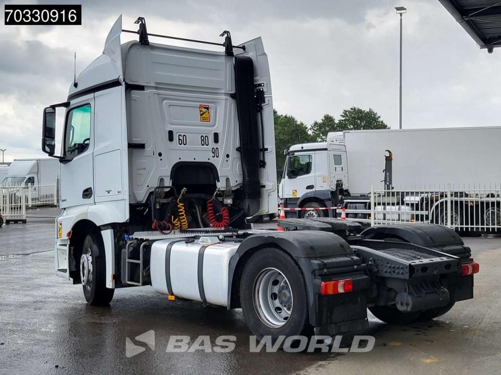Mercedes-Benz Actros 1843 4X2 ClassicSpace Retarder PTO Photo 2