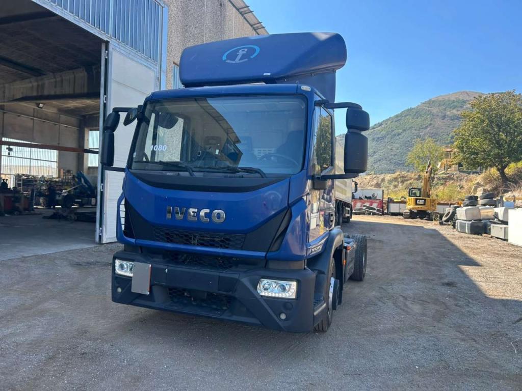 Iveco EUROCARGO CUBE 120-220 Photo 14