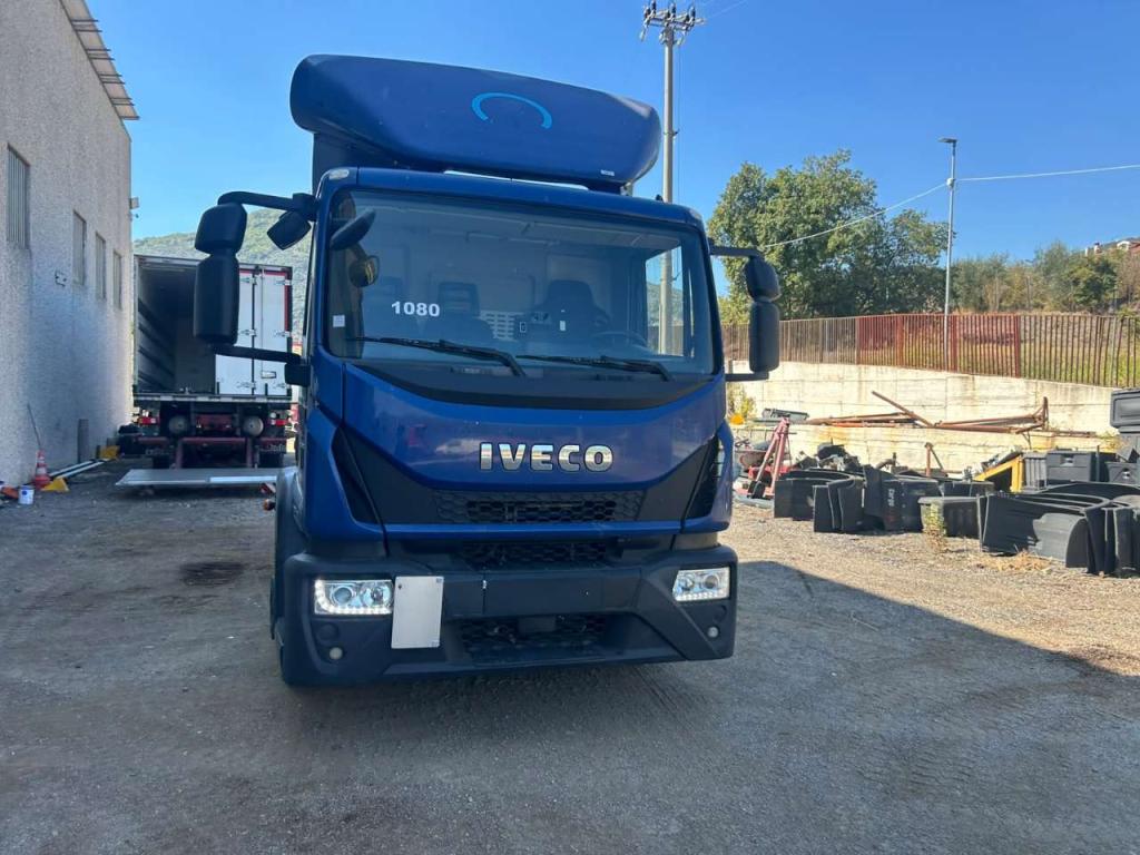 Iveco EUROCARGO CUBE 120-220 Photo 16