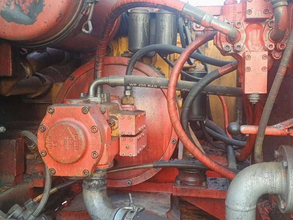 Liebherr 902 Photo 5