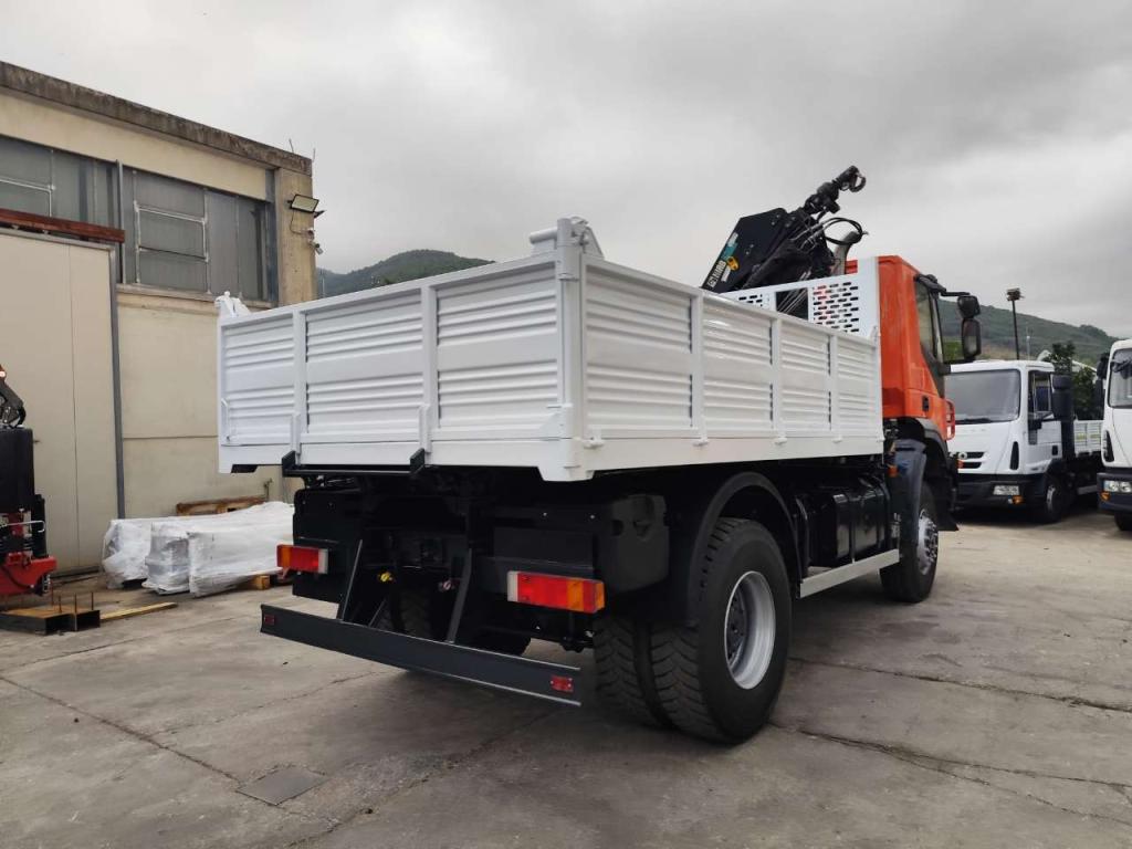Iveco TRAKKER 190T36 Photo 20