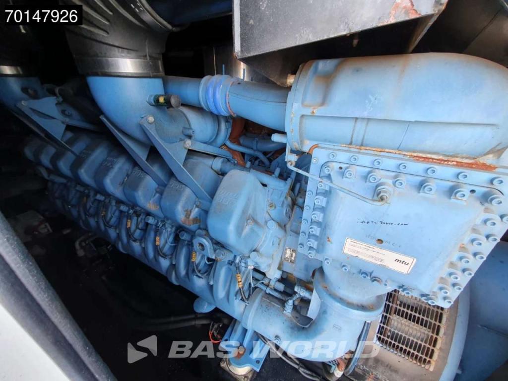 SDMO 51.2L70-4P 2600 KVA - ENGINE NEEDS REPAIR Photo 18