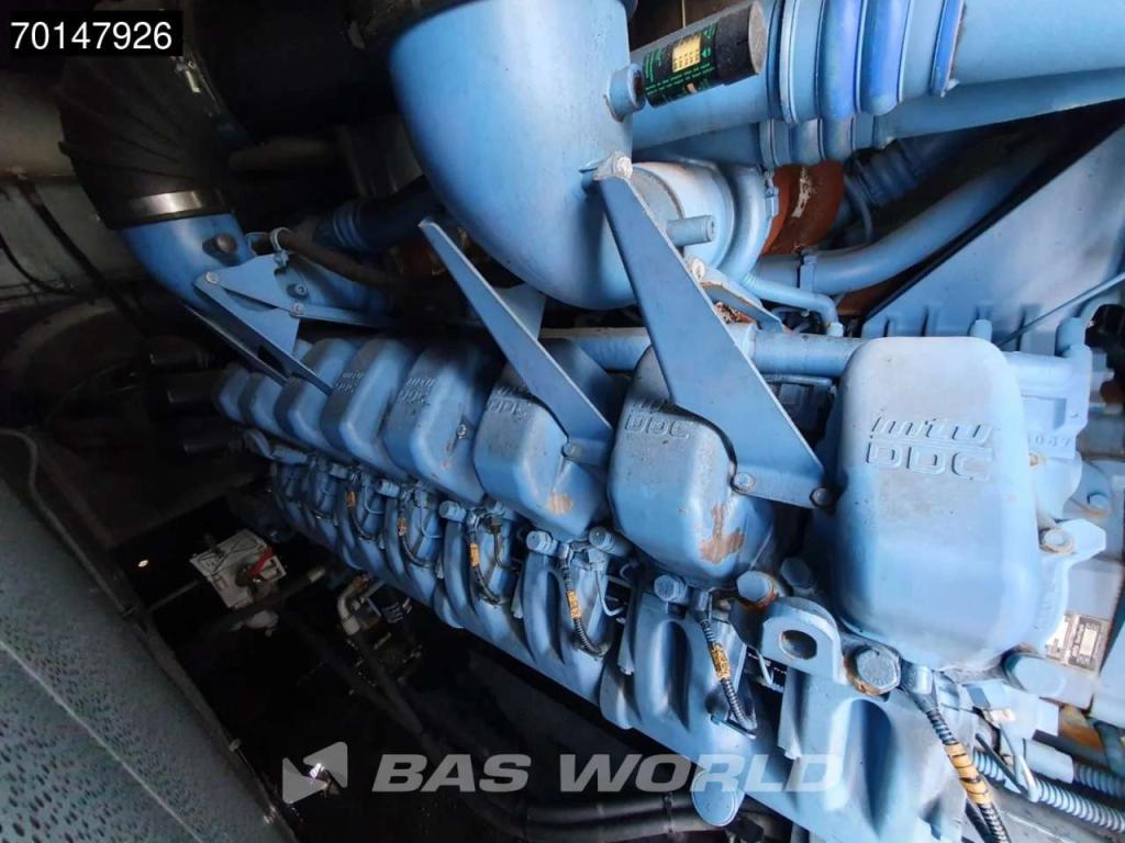 SDMO 51.2L70-4P 2600 KVA - ENGINE NEEDS REPAIR Photo 19