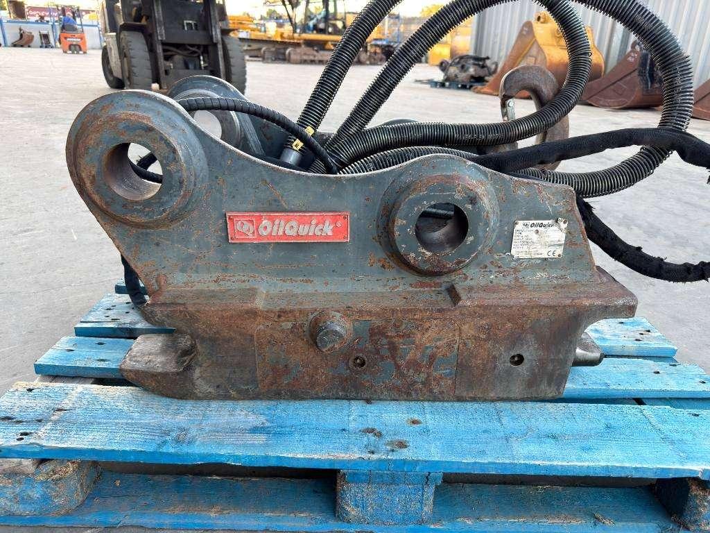 OilQuick OQ80 - M318D / M320F / M322D / 320D / 320E / 323D Photo 4