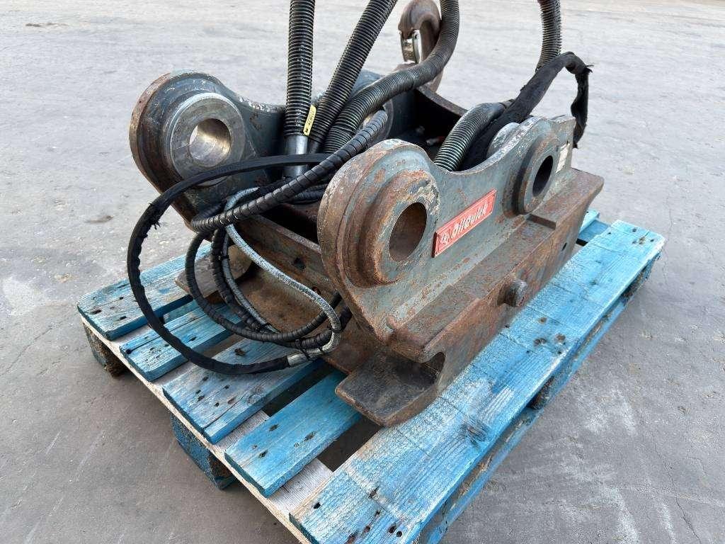 OilQuick OQ80 - M318D / M320F / M322D / 320D / 320E / 323D Photo 5