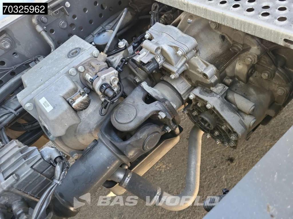 Mercedes-Benz Actros 1845 4X2 BigSpace Retarder 2xTanks Standklima Photo 13