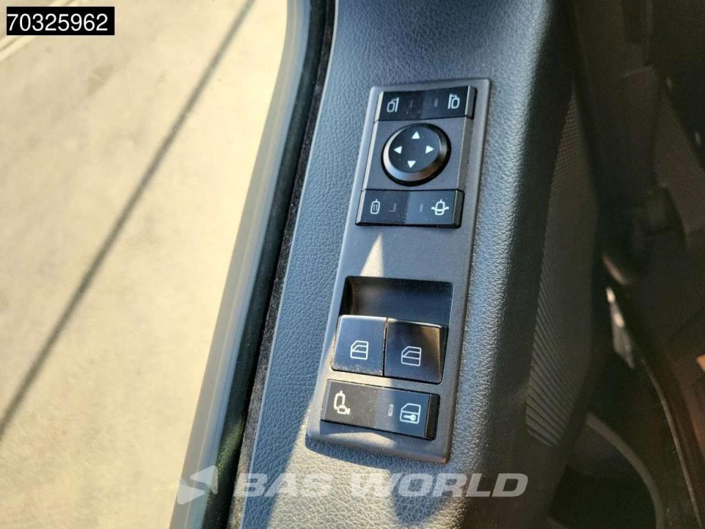 Mercedes-Benz Actros 1845 4X2 BigSpace Retarder 2xTanks Standklima Photo 22