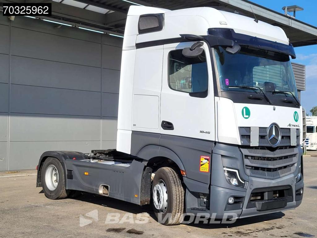 Mercedes-Benz Actros 1845 4X2 BigSpace Retarder 2xTanks Standklima Photo 3