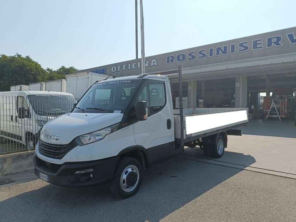 Iveco Daily Photo 3