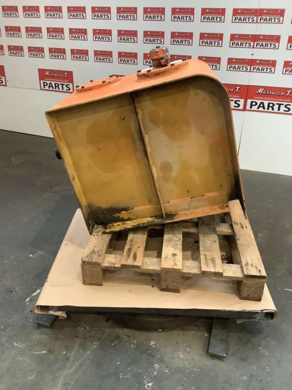 Réservoir de huile pour Fiat Hitachi EX 235 Photo 3