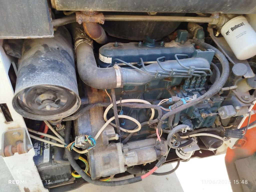 Bobcat 763 Photo 4