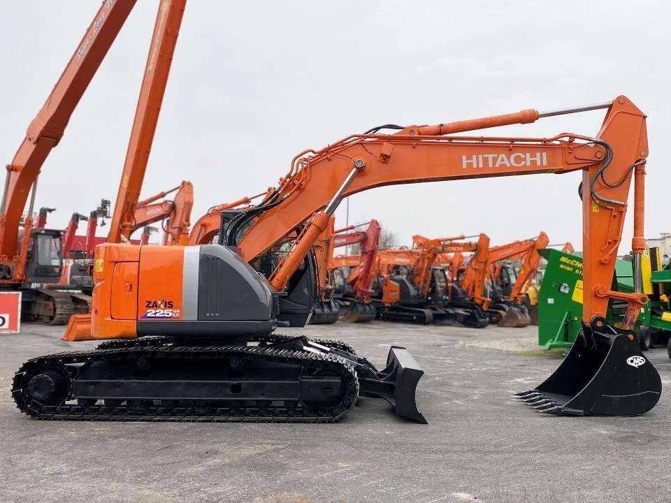 Hitachi ZX225 USBLC Photo 14
