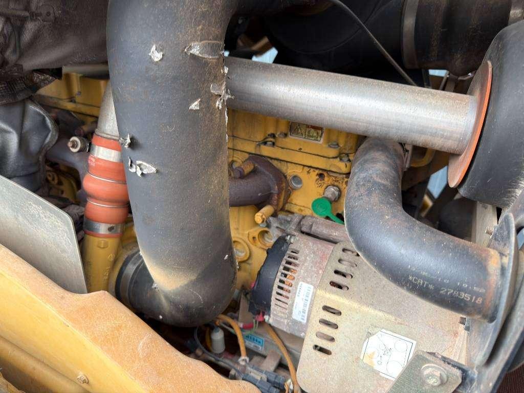 Caterpillar CS74 Photo 28