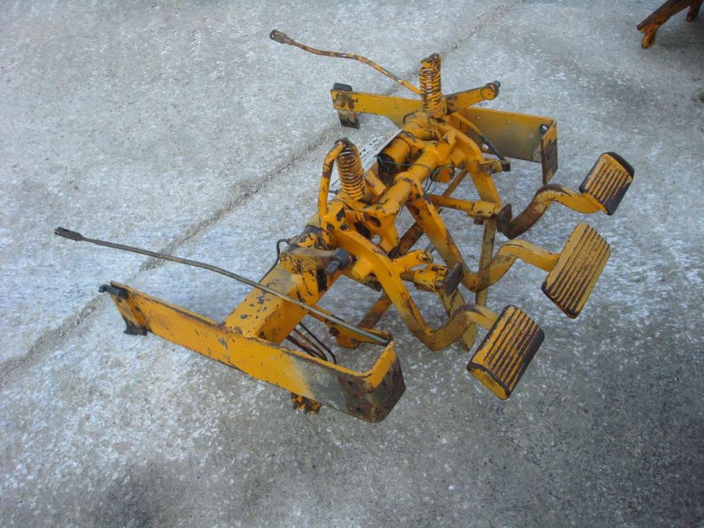 Pédales de contrôle pour Fiat Allis FL14C Photo 1