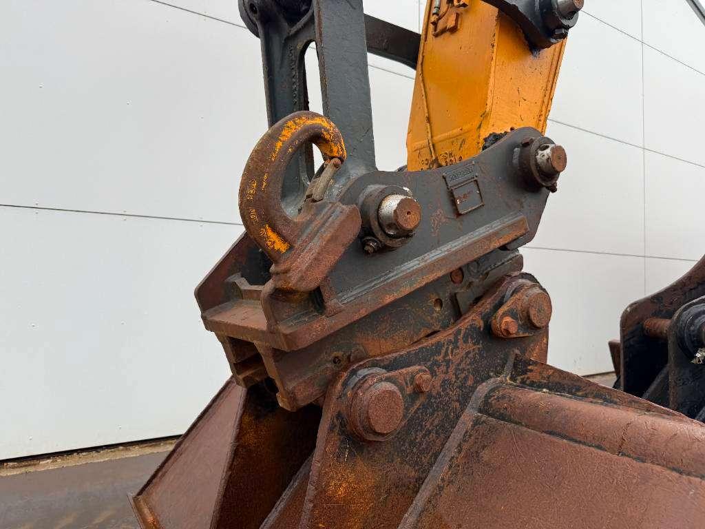 Hyundai HX235 LCR - Extra Bucket / Automatic Greasing Photo 21