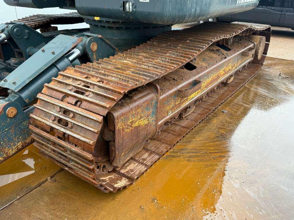 Hyundai HX235 LCR - Extra Bucket / Automatic Greasing Photo 29