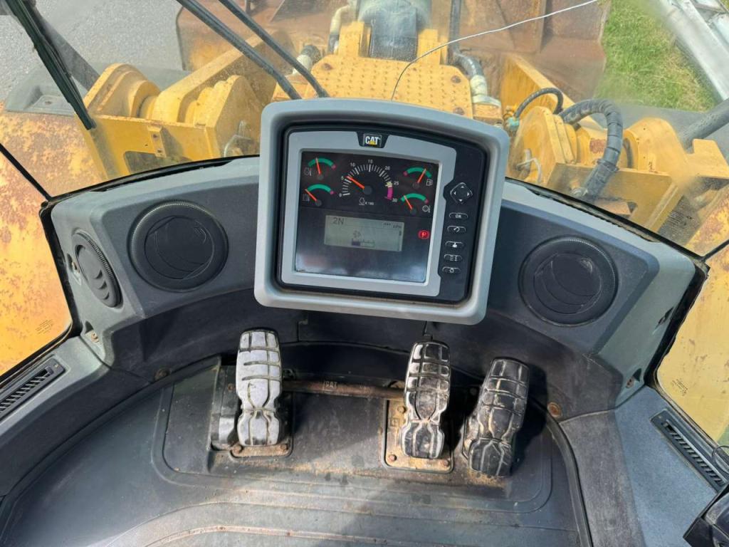 Caterpillar 972K Photo 17