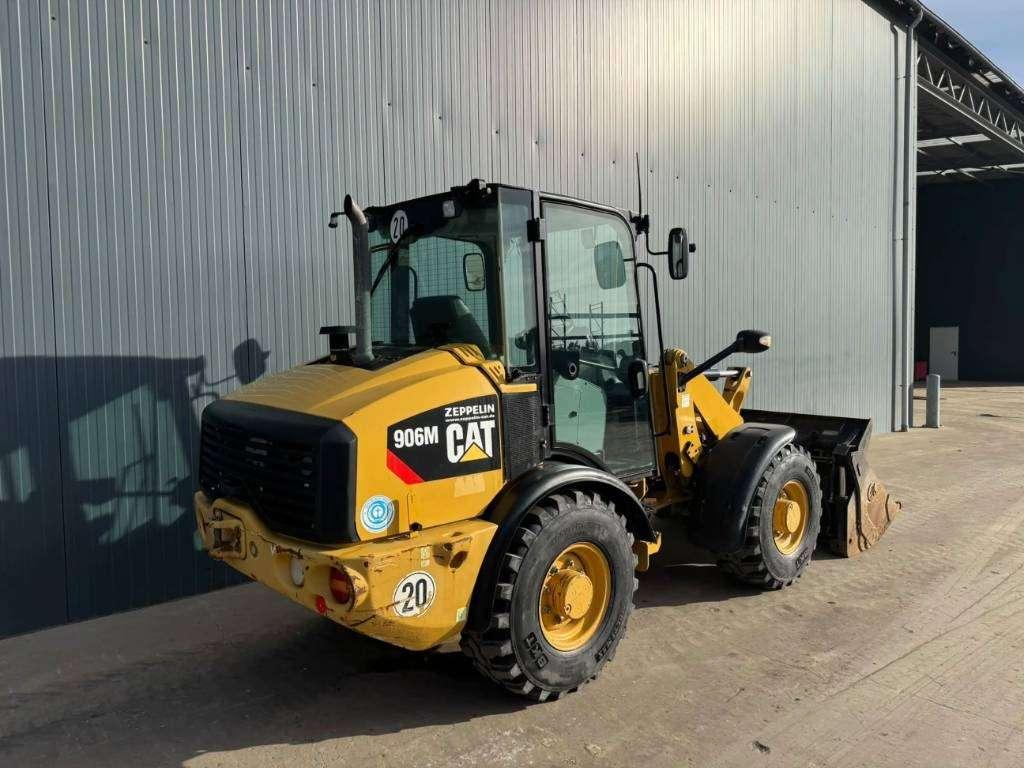 Caterpillar 906M Photo 3