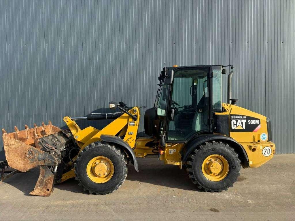 Caterpillar 906M Photo 6