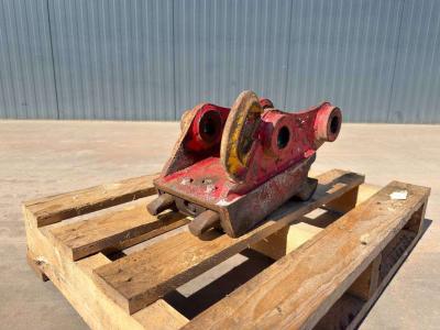 Lehnhoff MS03 - Caterpillar 303 en vente par Smitma B.V.
