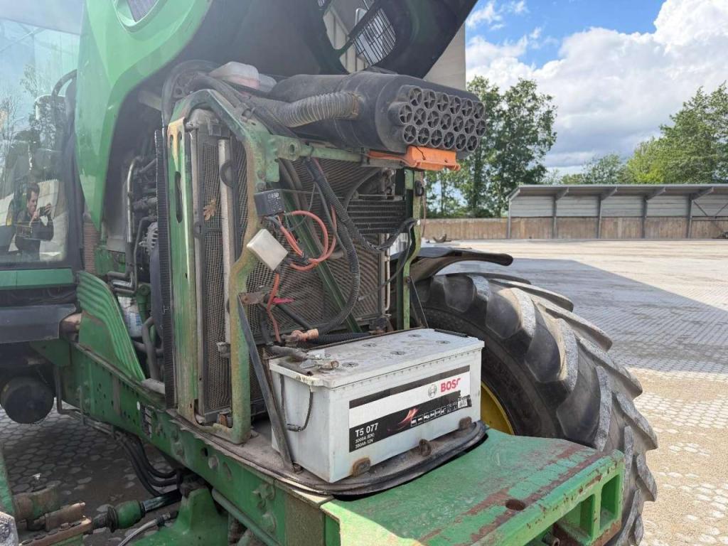John Deere 7530 PowerQuad Photo 12
