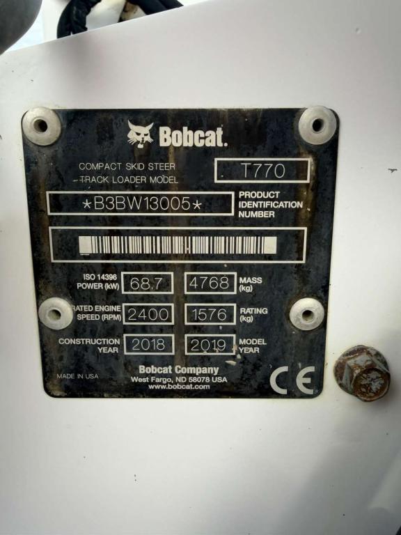 Bobcat T770 Photo 15