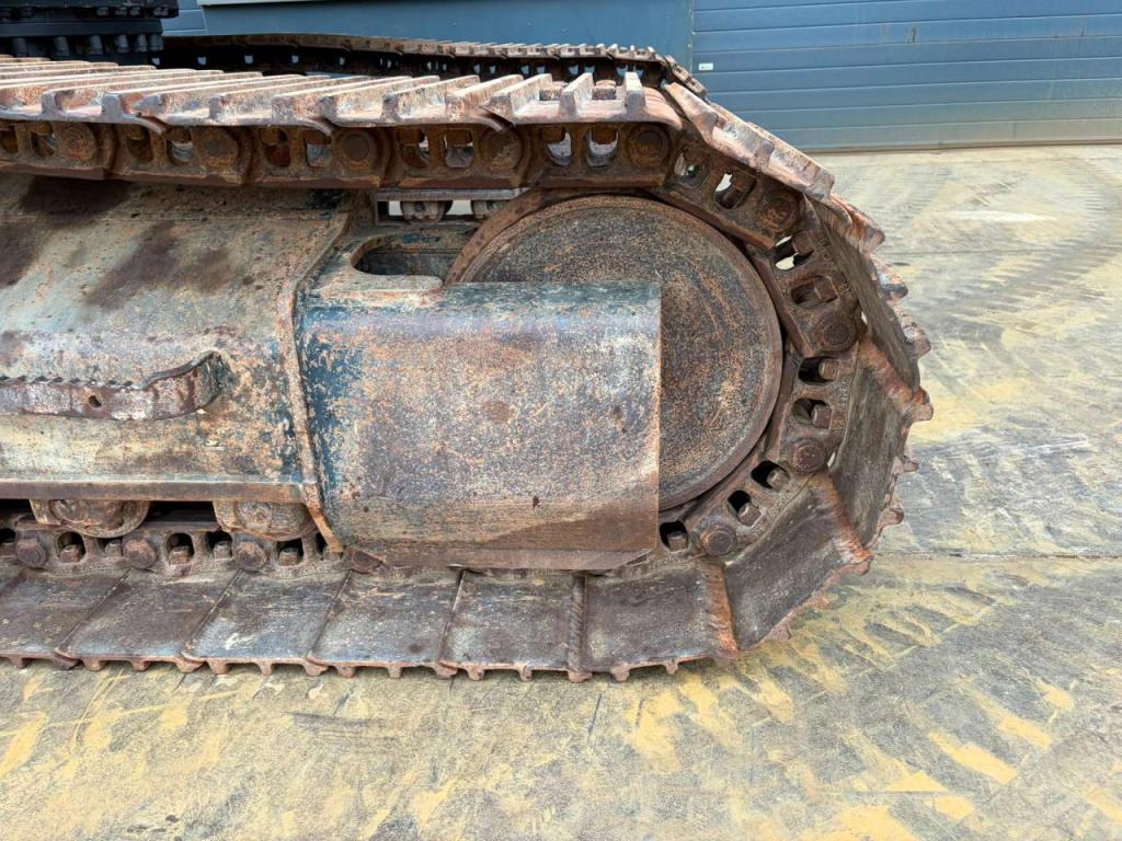 Caterpillar 320FL Photo 11