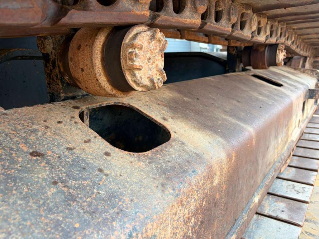 Caterpillar 320FL Photo 16