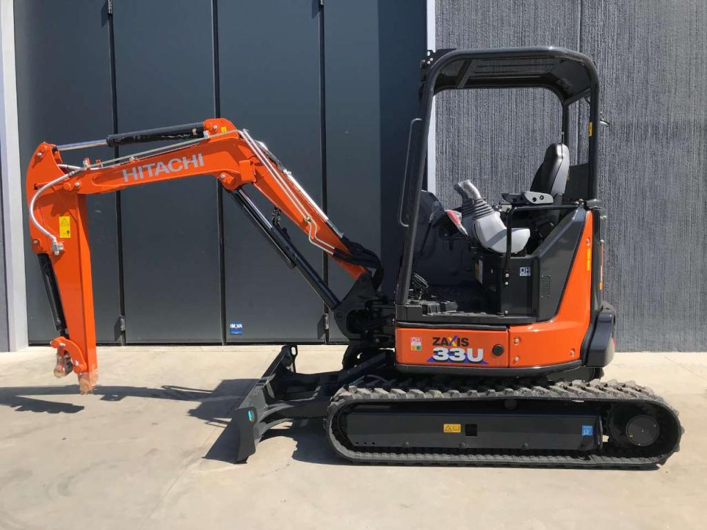 Hitachi ZX33U-6 Photo 1