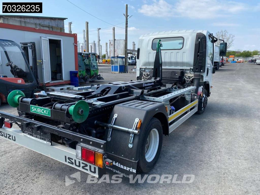 Isuzu M 27 4X2 Photo 6